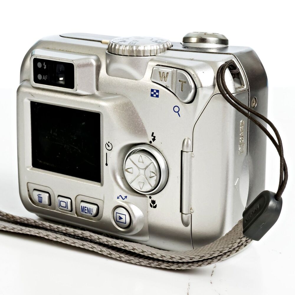 Nikon Coolpix 3100 3.2 Megapixel Digital Camera 3x Zoom TESTED Works - Picture 4 of 7